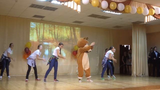 Сюрприз от 11Б на день учителя) смотреть онлайн