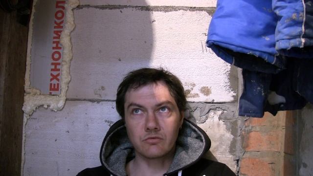 РЕМОНТ СТАРОГО ДОМА (видео №59). ВЫСОЛЫ НА КЛАДКЕ, ВЫСТУПИЛА СОЛЬ!!! смотреть онлайн