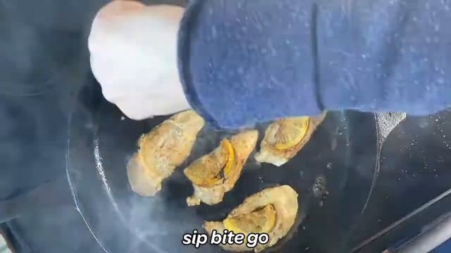 How to Sous Vide Frozen Chicken Breast Recipe [+ Sous Vide Meal Prep Tips] - Sip Bite Go смотреть онлайн