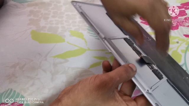 Repairing a Macbook Air Part 1 смотреть онлайн