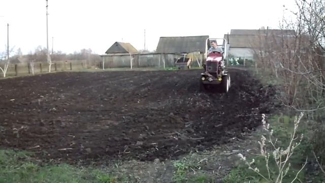 Минитрактор 4х4 от @lexei Боронование смотреть онлайн