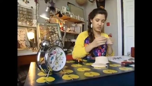 МАСТЕР-КЛАСС ПО СБОРКЕ ПРОСТОГО БРАСЛЕТА ИЗ БУСИН | ЛЕТНИЙ БРАСЛЕТ ИЗ ПОЛИМЕРНОЙ ГЛИНЫ смотреть онлайн