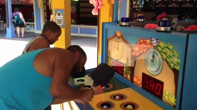 CUCKOO MANIA WHACK A MOLE MIDWAY CARNIVAL GAME смотреть онлайн