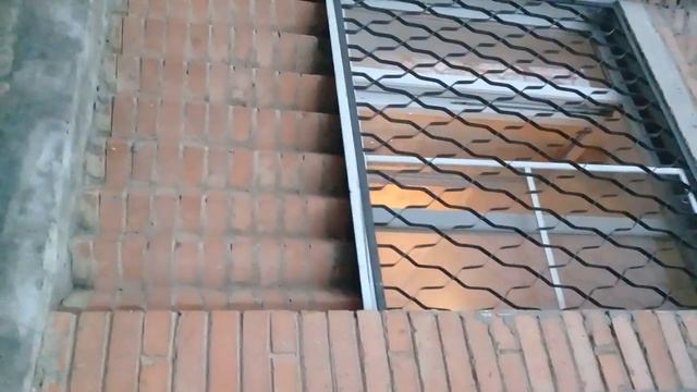 Так разговаривают. Просьбы не слышат. Участковый Не принимает ни каких мер. И что с этим делать ?(2 смотреть онлайн