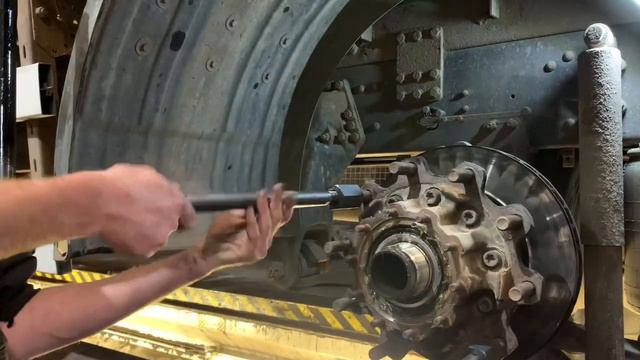 How To Change Brake Discs And Pads Hgv Mobile Mechanic Scania Lorry Truck Hgv Semi Rig