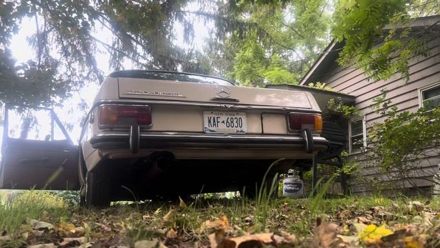 1970 Mercedes 220d cold start смотреть онлайн