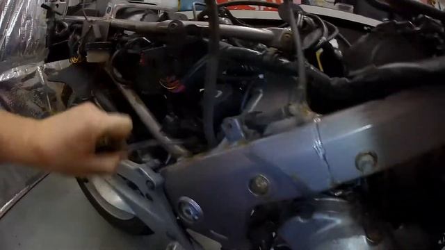 The DullVile Episode 2 engine removal смотреть онлайн