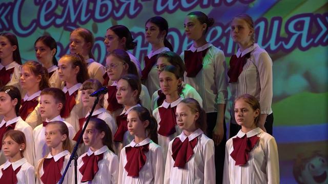 Л. Денца. "На качелях" ("Funiculi Funicula")
Слова К. Валькадоса
Русский текст В. Крылова смотреть онлайн