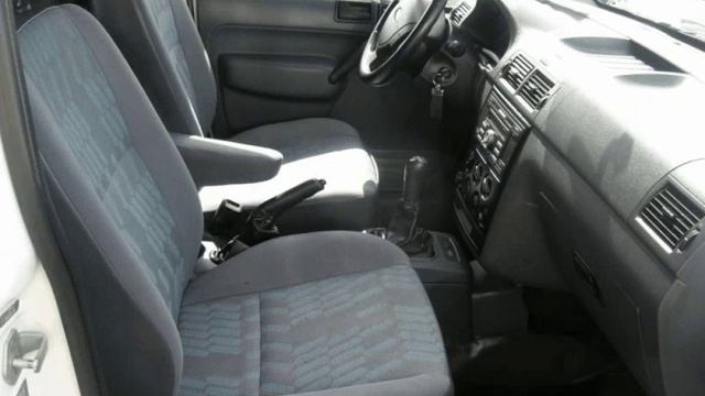Ford Transit Connect 1.8TDCI 110cv para Venda em Stand Freiauto . (Ref: 532899) смотреть онлайн