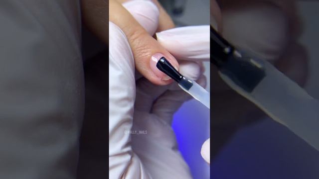 Маникюр маме? как сделать градиент #маникюр #nailart #wally_nails смотреть онлайн
