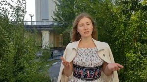 Евгений Евтушенко "Смеялись люди за стеной"