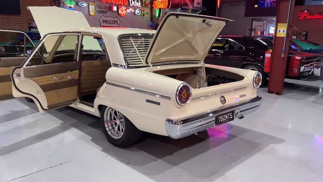 1965 Ford V8 XP Falcon Sedan for sale by auction at SEVEN82MOTORS смотреть онлайн
