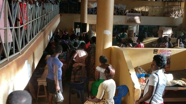 Inside Gulu Main Market [Part 1] (File Oscar) смотреть онлайн