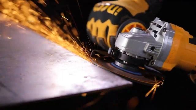 CAGLI1151 SMERIGLIATRICE ANGOLARE A BATTERIA 20V смотреть онлайн