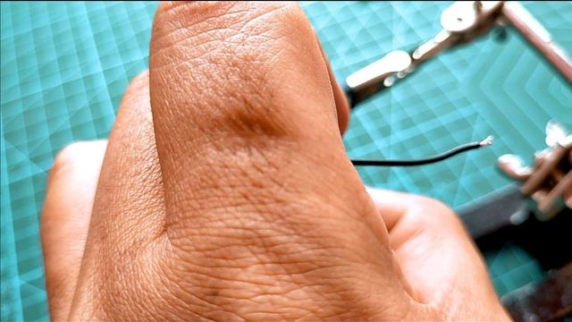 ESP32 AUDIO SPECTRUM ANALYZER