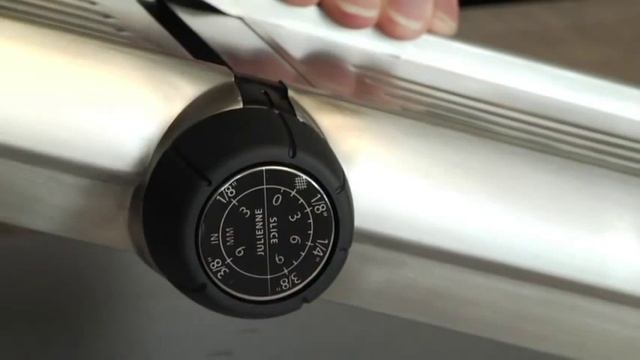 OXO - Good Grips Chef's Mandoline Slicer смотреть онлайн