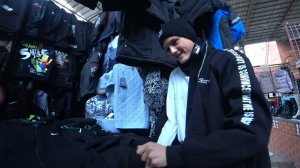 Мариуполь ребенок первый раз покупает одежду