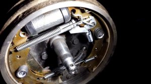 Работа механизма развода задних колодок на Дэу Матиз ..