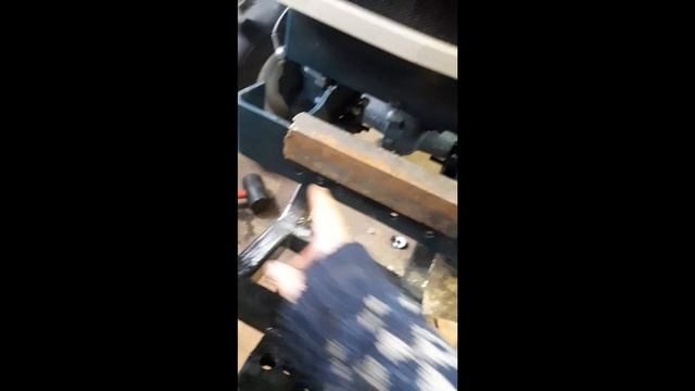 Установка отвала на японский минитрактор MITSUBISHI смотреть онлайн