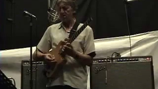 Allan Holdsworth Leave Them On смотреть онлайн