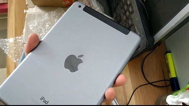 Mua IPad mini 2 bản WIFI + 4G chỉ 2,5 triệu trên shopee, liệu có ngon như quảng cáo? смотреть онлайн