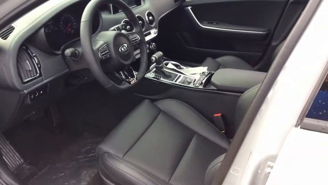 2019 Kia Stinger GT Line by Marcus at Georgetown Kia смотреть онлайн