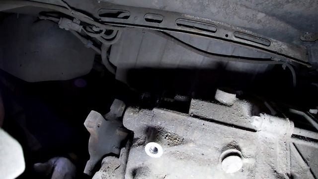 Mercedes-Benz Sprinter 906 кузов . Троса и кулиса КПП смотреть онлайн