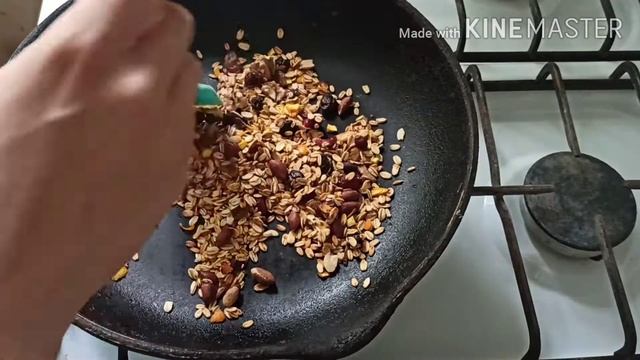 Гранола на сковороде! За 15 минут! Без сахара! Без меда! смотреть онлайн