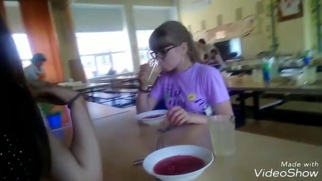 VLOG: МНЕ 13 И Я ВОЖАТАЯ В ЛАГЕРЕ? \\ КИНОМАКС смотреть онлайн