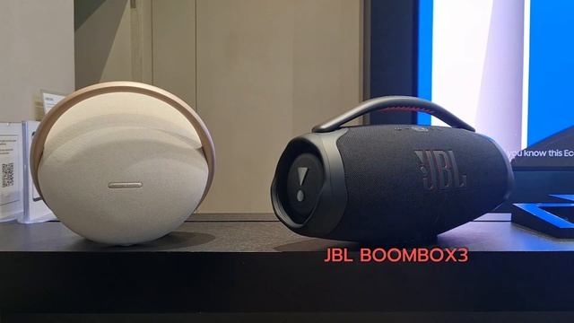 Harman/Kardon Onyx Studio 8 vs JBL Boombox 3 sound battle? смотреть онлайн