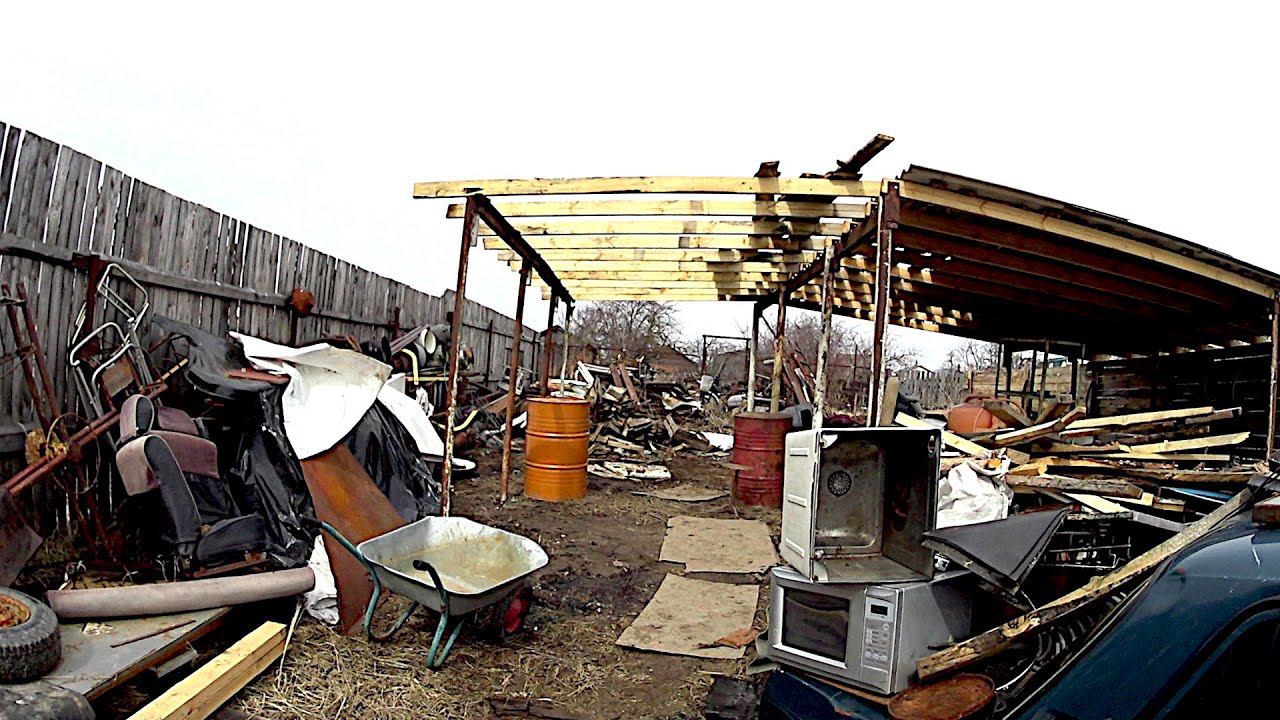 Строю самый дешёвый гараж-мастерскую с навесом.