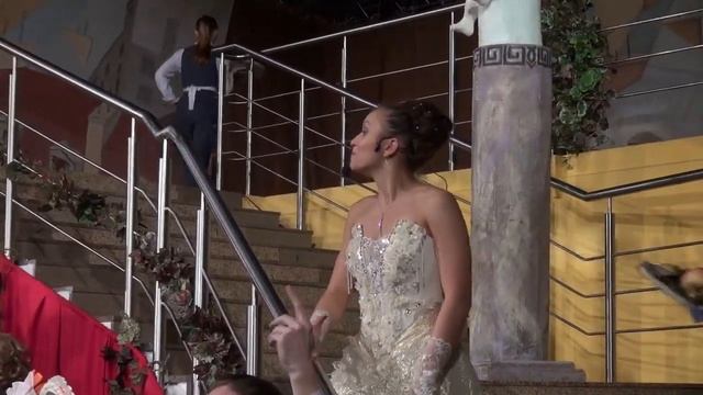 "Под небом Парижа" . Финал спектакля смотреть онлайн