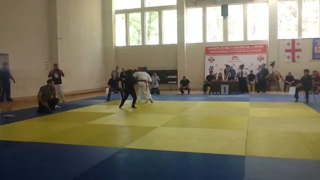 (KWF) ARMENIAN KYOKUSHIN AFRIKYAN DAVIT CAUCASUS CUP 2013 (MARZICH) GRISHA TOROSYAN смотреть онлайн