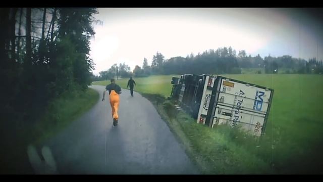 Покажу что нужно делать, в случае если у вас перевернулся грузовик смотреть онлайн