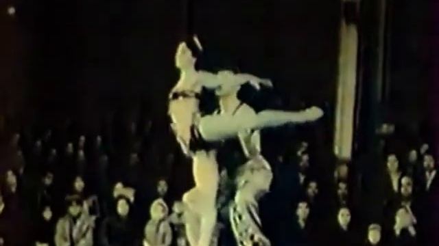 Акробатический дуэт Заслуженные артисты Узбекистан Мамлакат Ташкенбаева и Роман Билей смотреть онлайн
