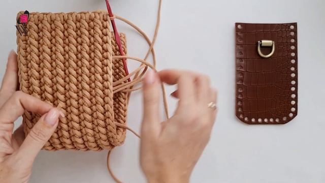 Сумка "Ева"❤ Так вы еще не вязали! Сумка из полиэфирного шнура. Crochet bag tutorial смотреть онлайн