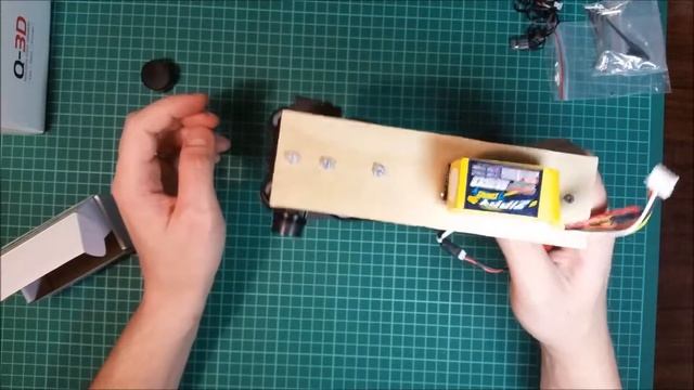 Quanum Q-3D , Держатель для съёмки с руки. смотреть онлайн
