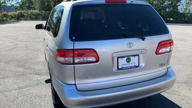2002 Toyota Sienna Symphony LE Walk Around