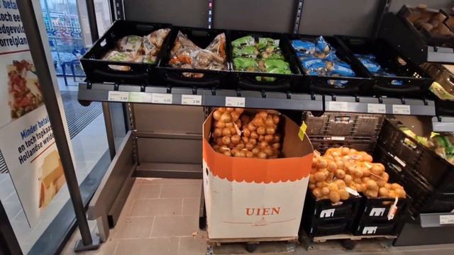 РОЖДЕСТВО В НИДЕРЛАНДАХ АКЦИИ СУПЕРМАРКТОВ ПОЗДРАВЛЕНИЕ#viral#viralvideo# смотреть онлайн