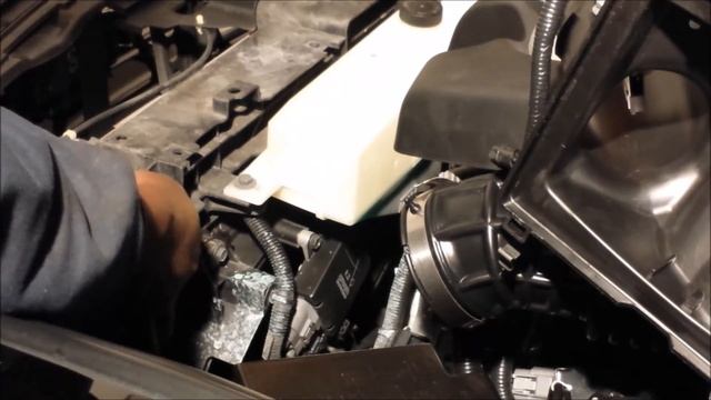Fix coolant leak from radiator gasket | 15-minute job. Infiniti M56 M37 смотреть онлайн