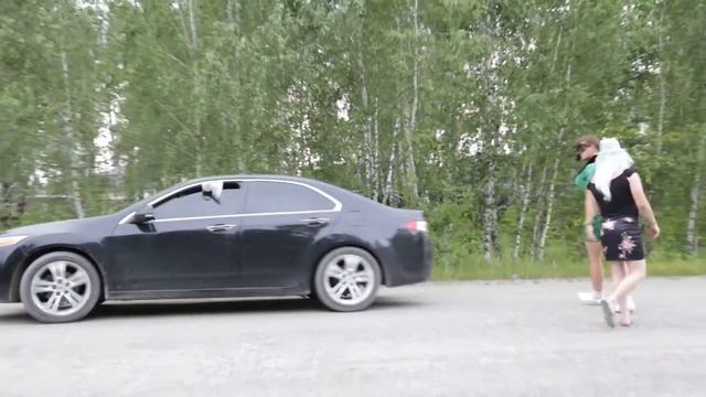 Подарок друзей. Сбор денег на свадьбу смотреть онлайн