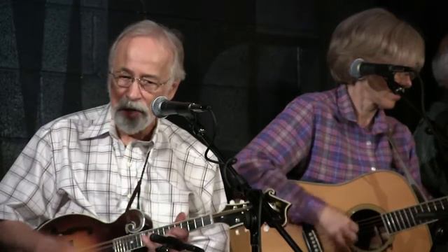 Roland White - New River Train - Live at McCabe's смотреть онлайн