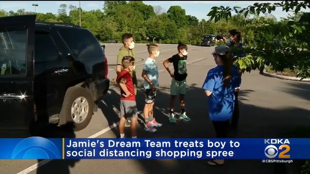 Jamie's Dream Team Treats Boy To Shopping Spree смотреть онлайн