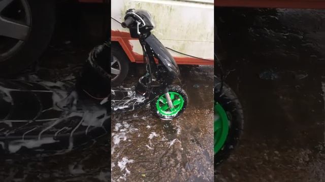 Mopeds zip смотреть онлайн