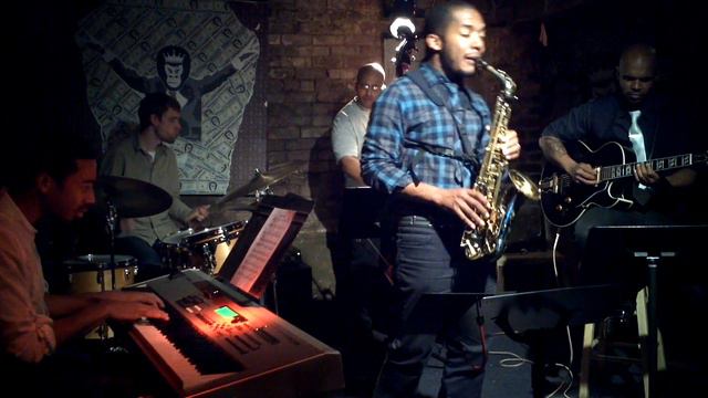 Akeem Marable Dream Theory 1/3 @Elliott St 2013-04-08 смотреть онлайн