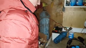 Заправка малого кислородного баллона для паяльного поста