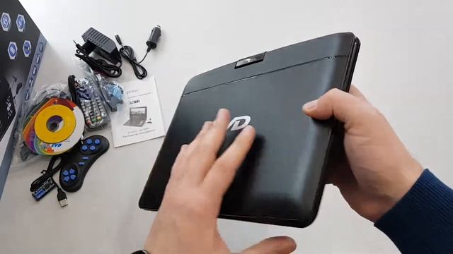 Eplutus EP 1030T Портативный DVD с телевизором смотреть онлайн