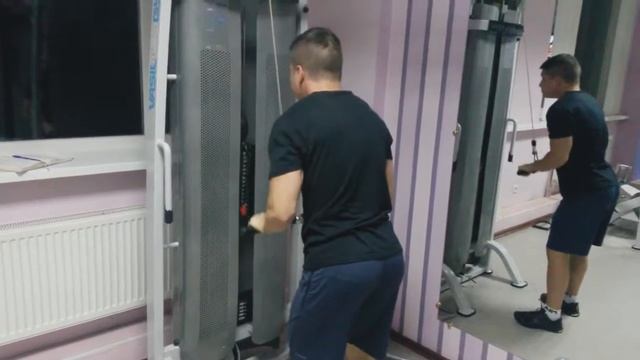 Подготовка к Чемпионату Украины по жиму смотреть онлайн