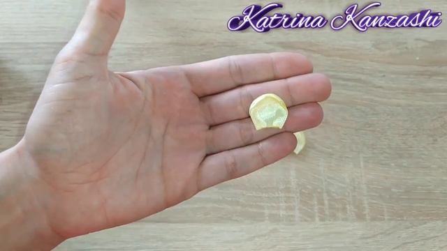 Цветы из лент 🏵️. Канзаши МК ✂️.DIY🙌.Flores da fita 🏵️. Kanzashi MK ✂️.DIY🙌. смотреть онлайн