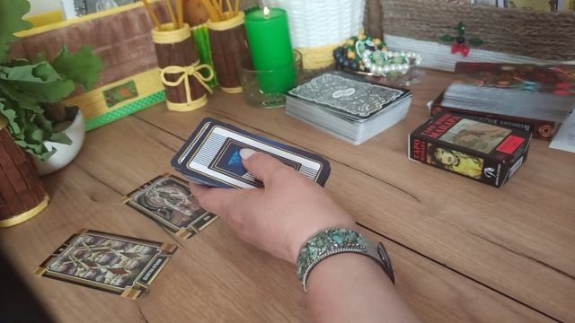 выбор между двумя женщинами ?♀️??♀️ смотреть онлайн